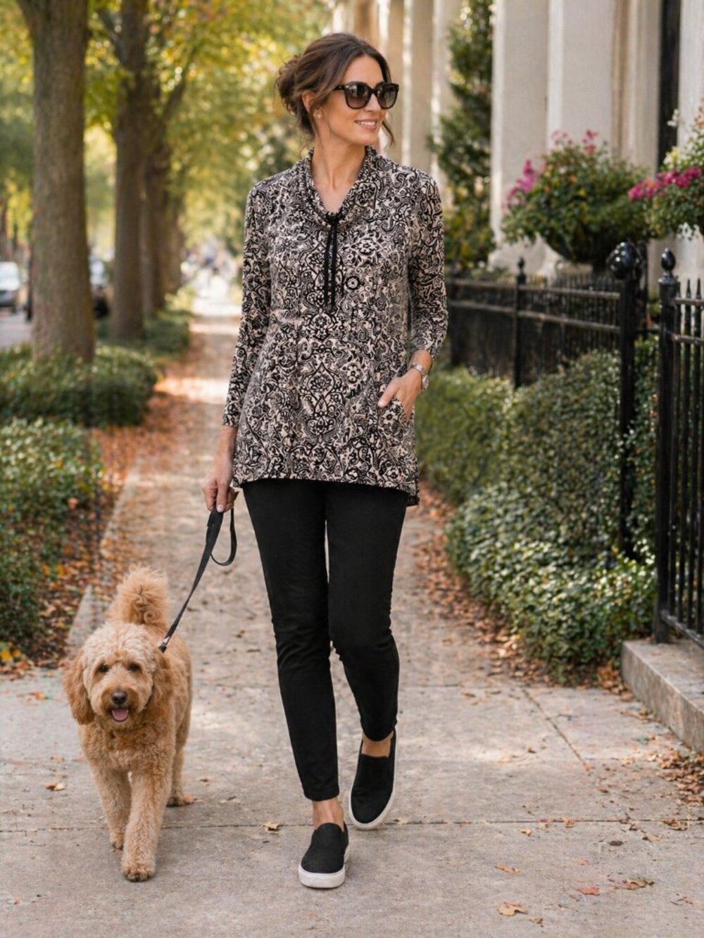 Effortless Modesty! Salaam Black & White Boat Neck Tunic Top